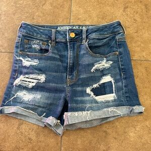 American Eagle High Rise Shortie size 2 distressed medium wash